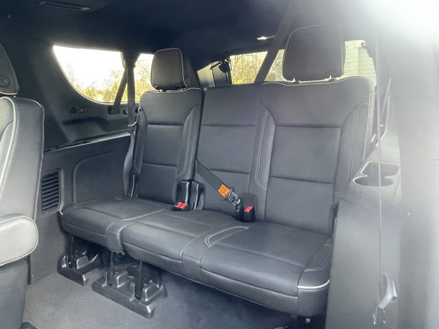 2022 GMC Yukon SLT XL 1