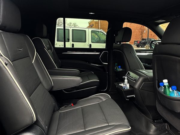 2025-Cadillac-Escalade-ESV-1