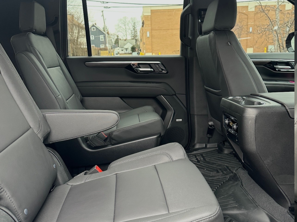 Private-Transportation-CLE-2026-Chevrolet-Suburban-LT-IntBPS