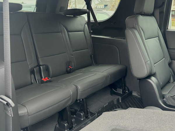 Private-Transportation-CLE-2026-Chevrolet-Suburban-LT-IntBack